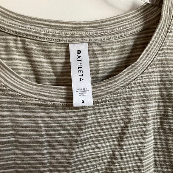 Athleta Women’s Cloudlight Striped Muscle Tank - Size Small - Picture 3 of 5